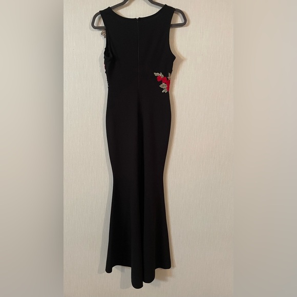 Windsor Black Floral Embroidered Classic Elegant Mermaid Prom Formal Dress Small - Picture 5 of 8